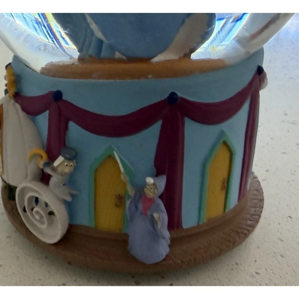 Disney Cinderella Prince Charming Musical Snow Globe Enesco I Love You Truly
